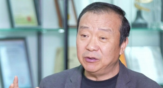 丰满继母